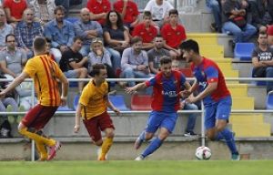 CARA PARA EL FILIAL DEL LEVANTE; CRUZ PARA EL MESTALLA