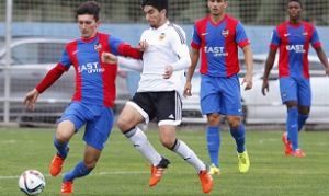 APARICIO LE DA UNA VUELTA DE TUERCA AL FILIAL DEL LEVANTE