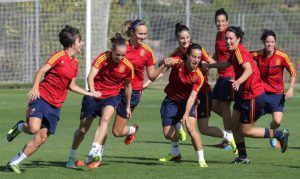 Tres representantes valencianas, con la Selección Absoluta