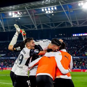 EL VALENCIA CF PUEDE DESPEDIR EL AÑO EN PUESTOS CHAMPIONS