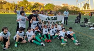 'EL ALEVÍN B DEL SF JUCAR CF CAMPEÓN DE LIGA INVICTO'