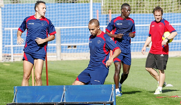 Diariogolsport.com - Primer entrenamiento de cara al Athletic.